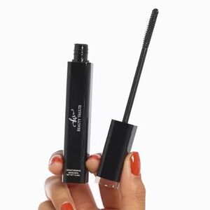 BEAUTY VAULTE Black Lengthening Mascara